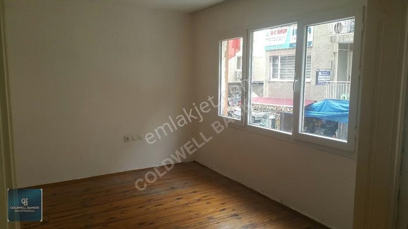 Manisa Şehzadeler'De Satılık 2+1 Daire - 70M²
