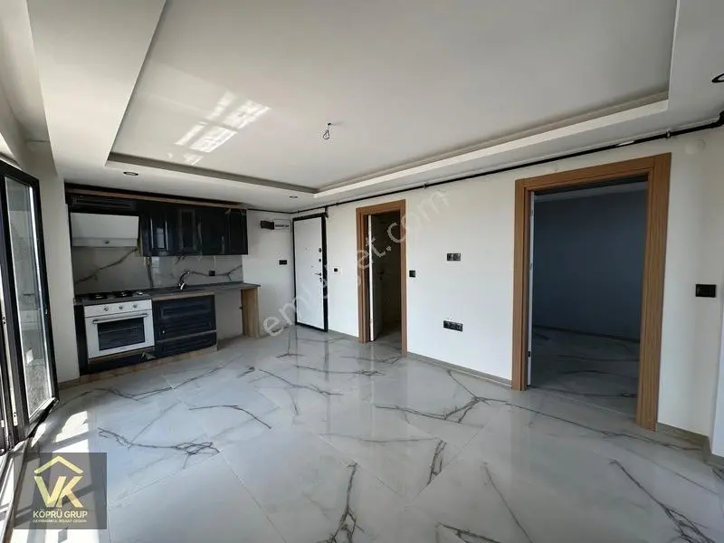 Vk Köprü Grup'tan Deniz Manzaralı 15.000 Tl Kiracılı Satılık 1+1 — fotoğraf 2