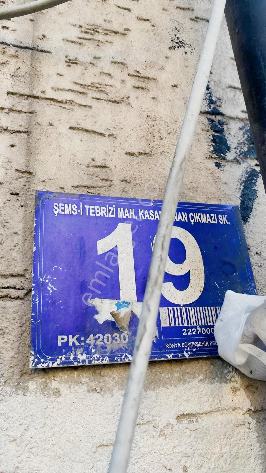 Çarşı Merkezi Konumda 3+1 Satılık Daire — fotoğraf 3