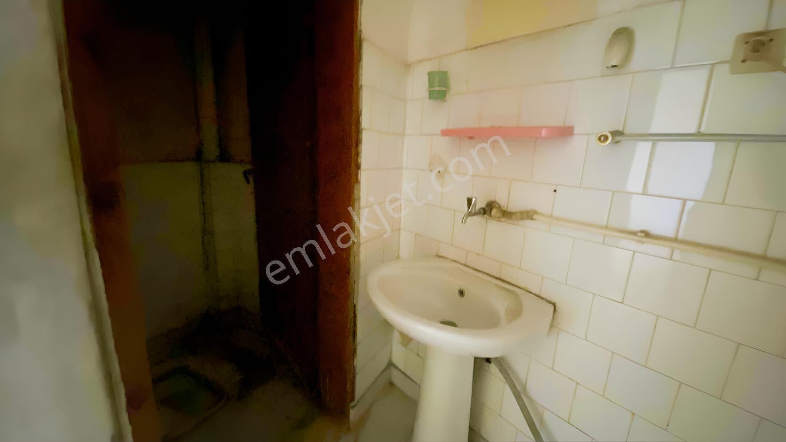 Çarşı Merkezi Konumda 3+1 Satılık Daire — fotoğraf 16