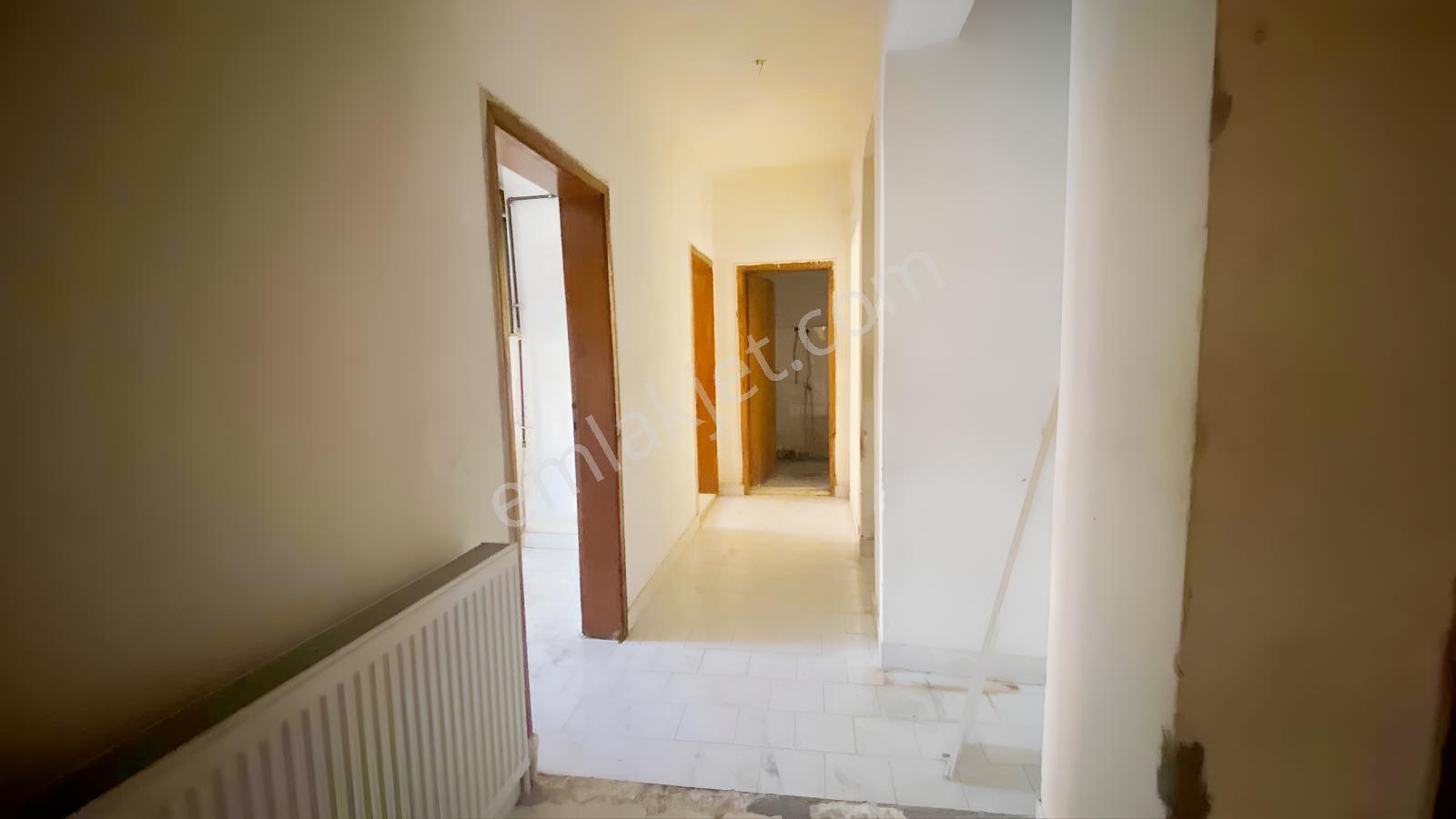 Çarşı Merkezi Konumda 3+1 Satılık Daire — fotoğraf 21