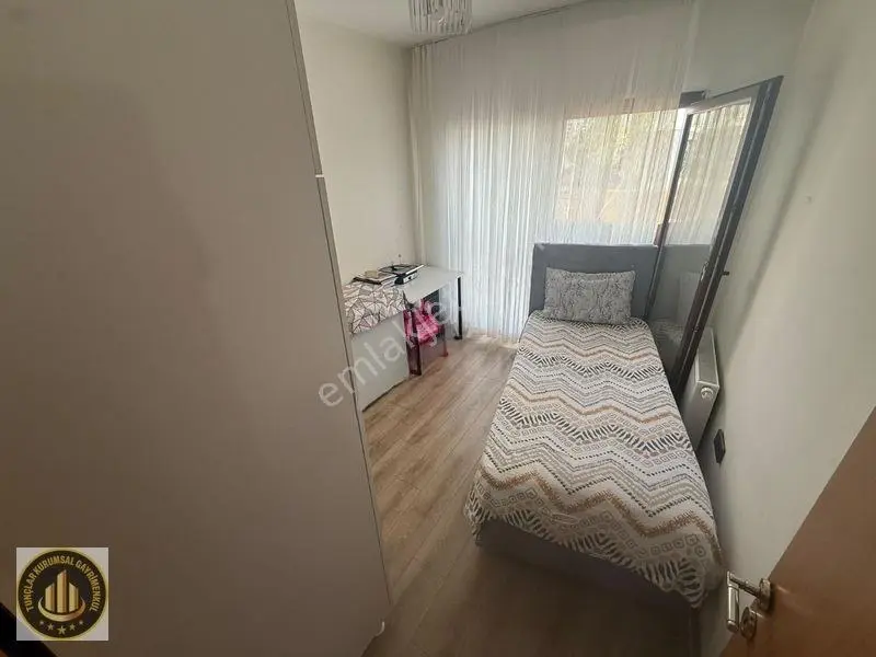 275 Toki Konutları'nda Hasarsız, 4 Yıllık 2+1 Satılık Daire — fotoğraf 3