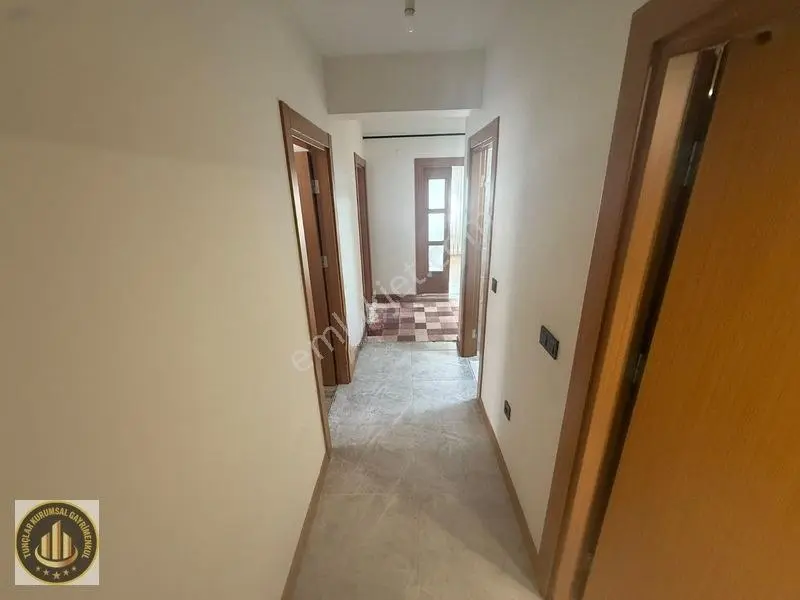 275 Toki Konutları'nda Hasarsız, 4 Yıllık 2+1 Satılık Daire — fotoğraf 4
