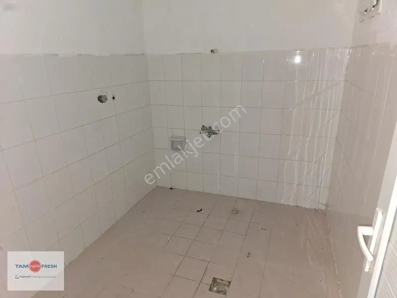 Gaziemir İzban Yakını Komple Satılık Bina — fotoğraf 13