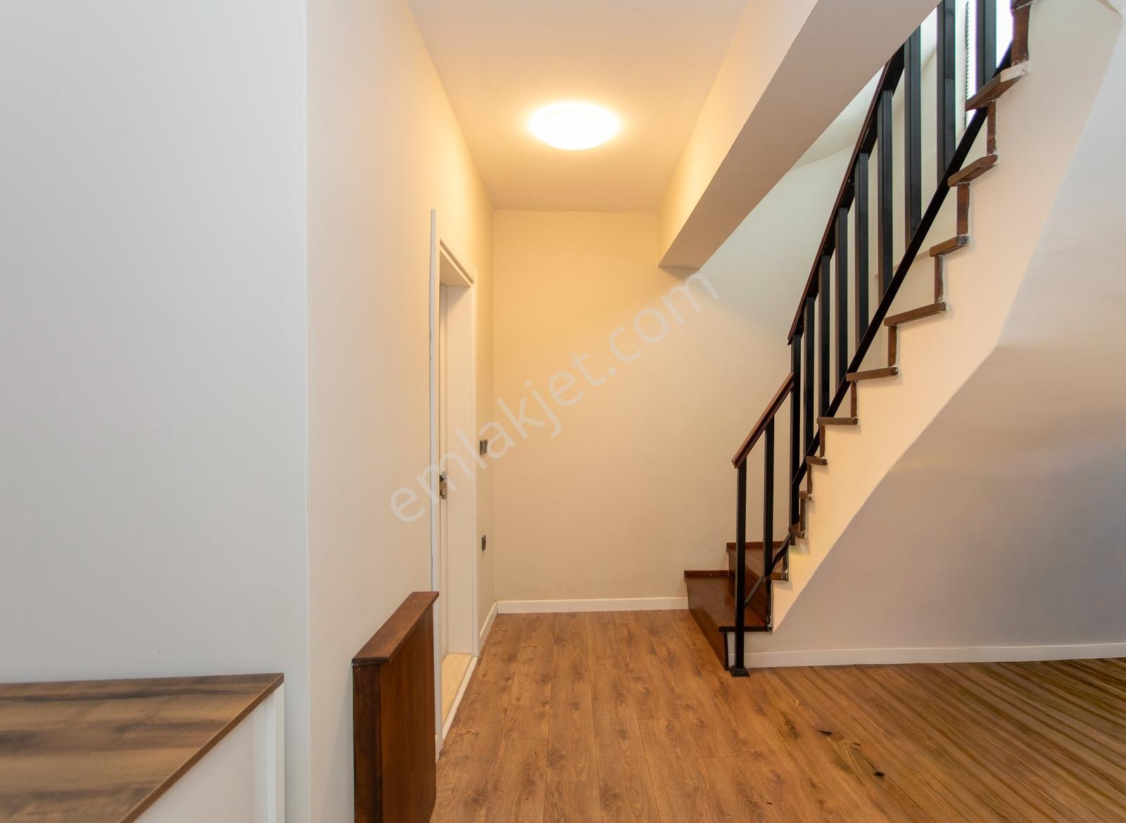 Foça Foçaköyde Havuzlu Butik Site İçerisinde Satılık 2+2 Villa — fotoğraf 14