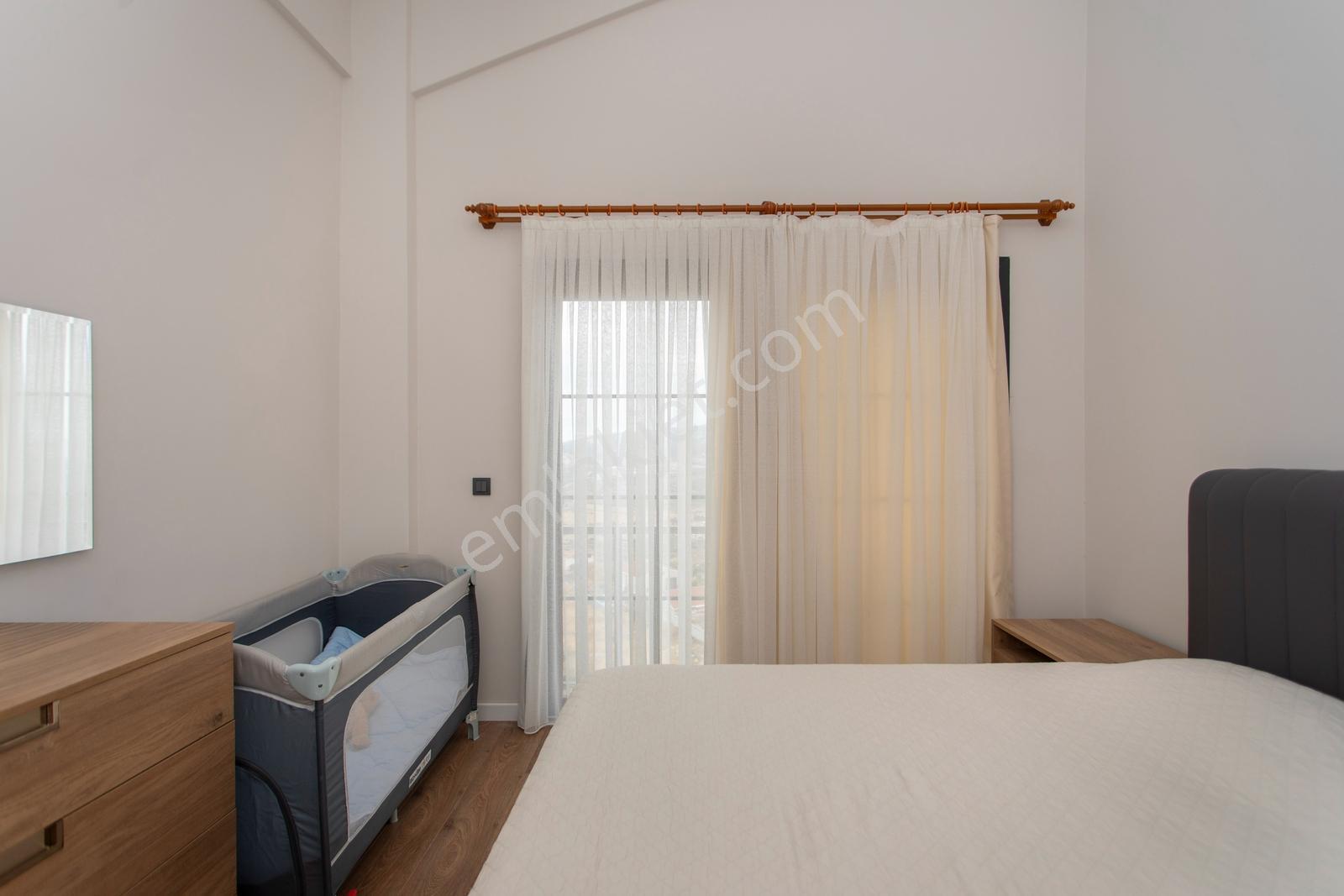 Foça Foçaköyde Havuzlu Butik Site İçerisinde Satılık 2+2 Villa — fotoğraf 23