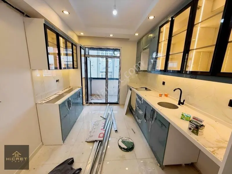 Hicret'den U.mumcu Mh. 2+1, 110 M² Kahve Köşeli 1.kat Lux Daire — fotoğraf 2