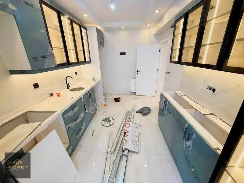 Hicret'den U.mumcu Mh. 2+1, 110 M² Kahve Köşeli 1.kat Lux Daire — fotoğraf 8