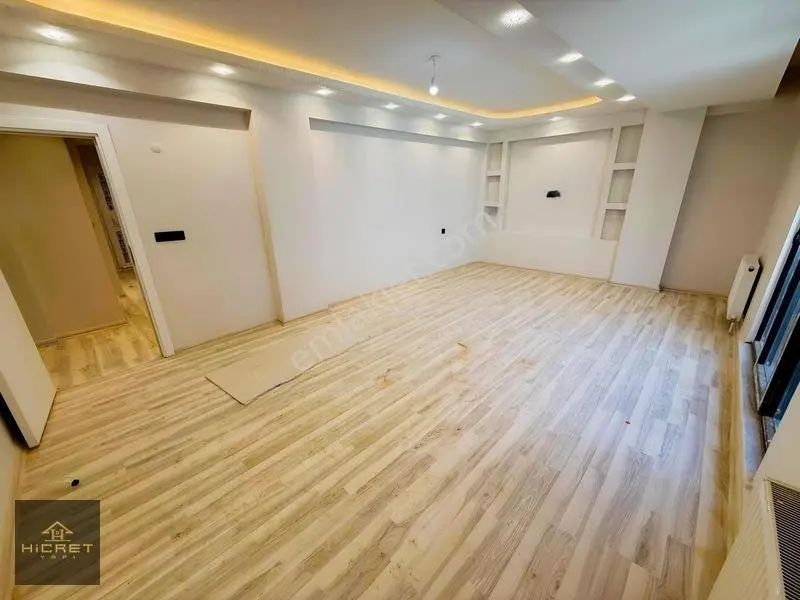 Hicret'den U.mumcu Mh. 2+1, 110 M² Kahve Köşeli 1.kat Lux Daire — fotoğraf 13