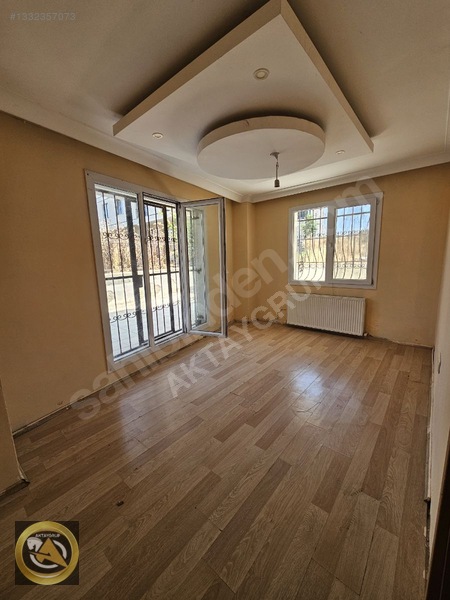 Satılık 2+1 Bahçe Kullanımlı, Kapalı Otoparklı Daire