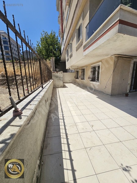 Satılık 2+1 Bahçe Kullanımlı, Kapalı Otoparklı Daire — fotoğraf 2