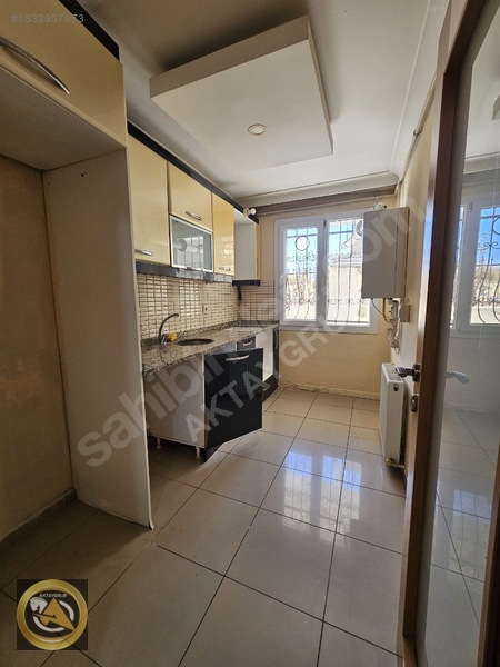 Satılık 2+1 Bahçe Kullanımlı, Kapalı Otoparklı Daire — fotoğraf 11