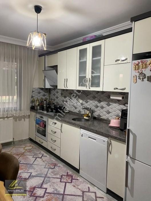 Bursa İnegöl Yeniceköy Mh 3+1 Site İçi 5-10 Arası Satılık Daire