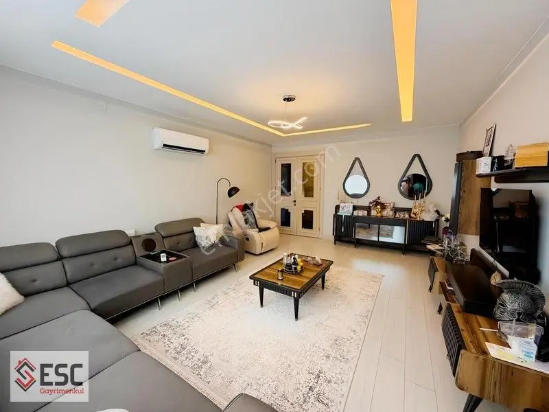 Esc'den Yeni Mh'de Lüx'sün Yeni Tanımı 4+1 Satılık Daire Esc2664 — fotoğraf 2