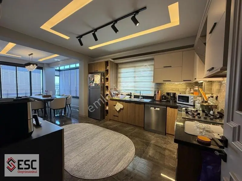Esc'den Yeni Mh'de Lüx'sün Yeni Tanımı 4+1 Satılık Daire Esc2664 — fotoğraf 7