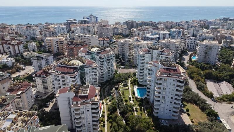 Alanya Tosmur'da 2+1 Eşyalı Deniz Manzaralı Satılık Daire — fotoğraf 2