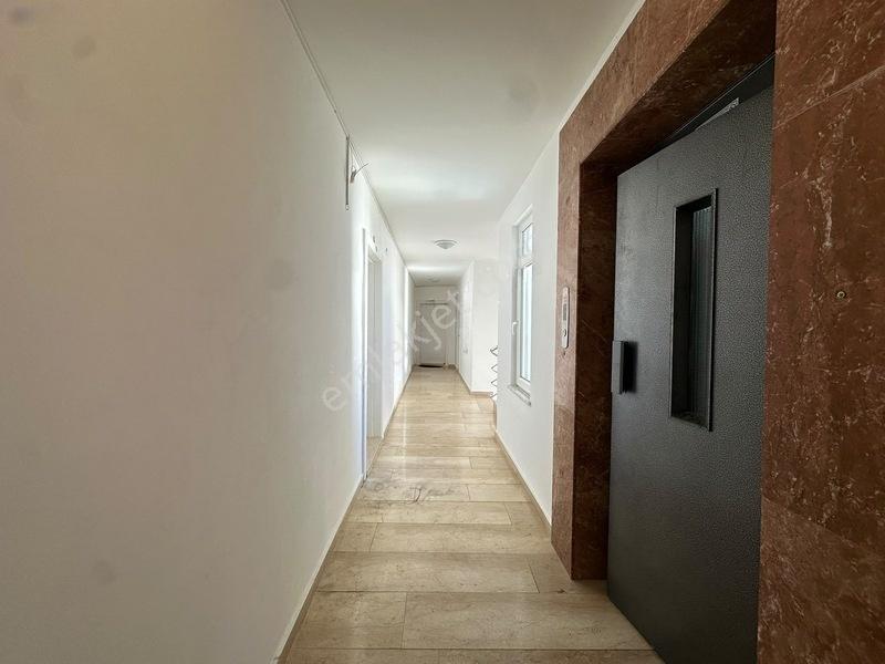 Alanya Tosmur'da 2+1 Eşyalı Deniz Manzaralı Satılık Daire — fotoğraf 24