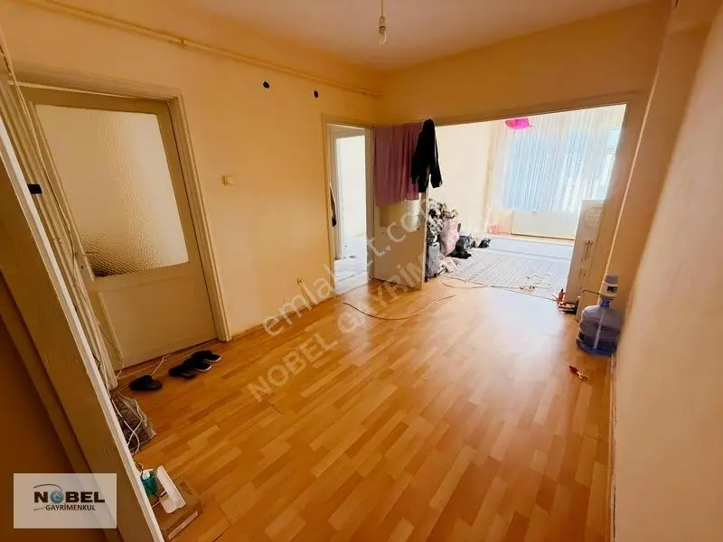 Büyük Selimpaşa'da Merkezi Konumda Ferah & Aydınlık 2+1 Daire