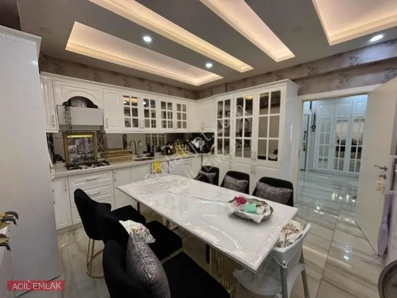 Acil Emlak'tan 4+1 Ultra Lüx Daire — fotoğraf 4