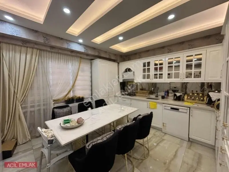 Acil Emlak'tan 4+1 Ultra Lüx Daire — fotoğraf 6