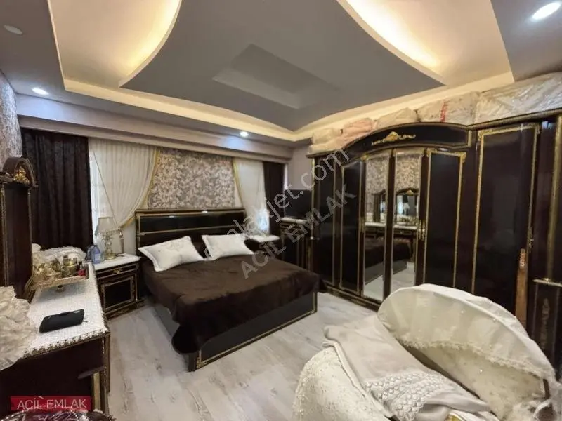 Acil Emlak'tan 4+1 Ultra Lüx Daire — fotoğraf 13