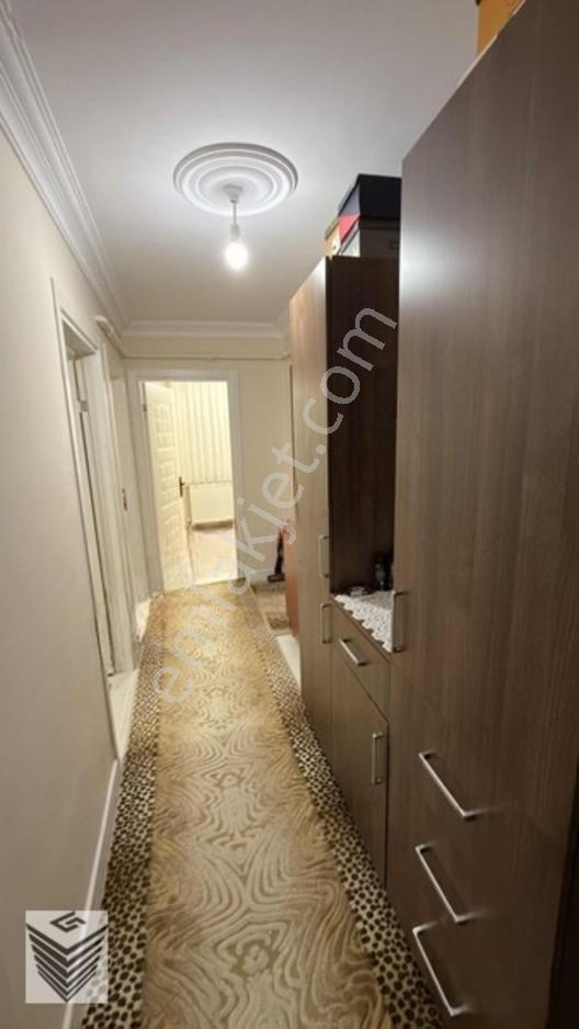 İskanlı..2+1 Giriş..konumu Güzel..90 M.. — fotoğraf 7