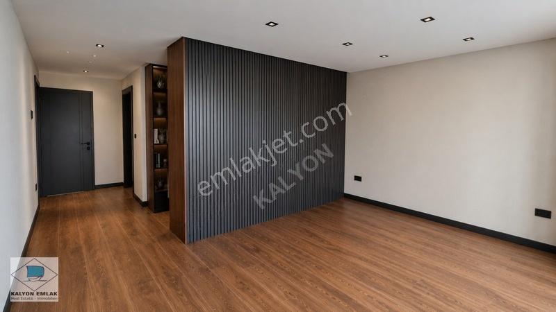 Çeşme Ovacık'ta 890 M2 Arsa 495 M2 Kapalı Alanlı Ultra Lüx Villa — fotoğraf 15