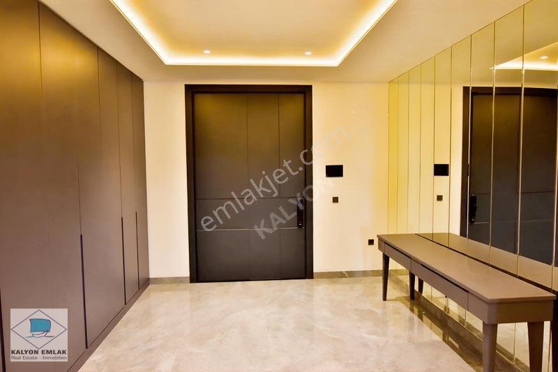 Çeşme Ovacık'ta 890 M2 Arsa 495 M2 Kapalı Alanlı Ultra Lüx Villa — fotoğraf 22