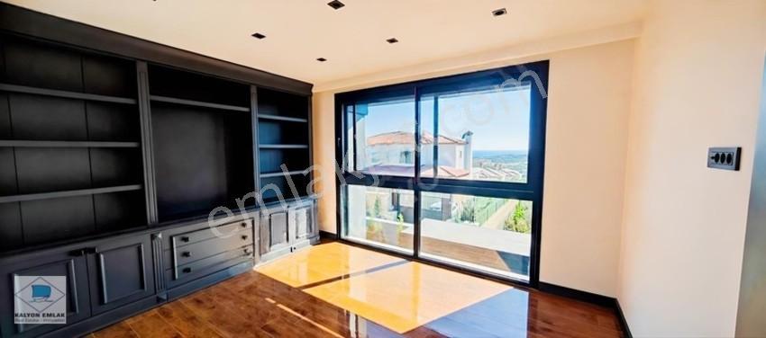 Çeşme Ovacık'ta 890 M2 Arsa 495 M2 Kapalı Alanlı Ultra Lüx Villa — fotoğraf 23