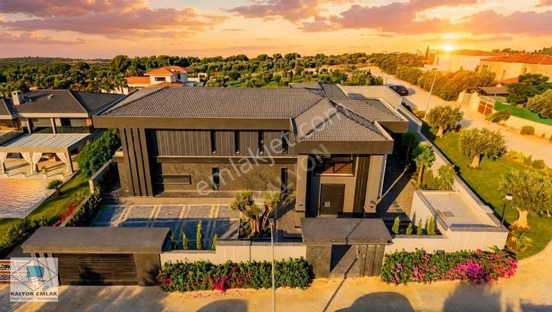 Çeşme Ovacık'ta 890 M2 Arsa 495 M2 Kapalı Alanlı Ultra Lüx Villa — fotoğraf 30