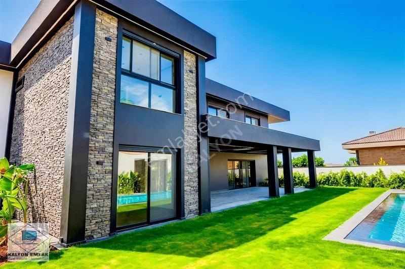 Çeşme Ovacık'ta 890 M2 Arsa 495 M2 Kapalı Alanlı Ultra Lüx Villa — fotoğraf 34