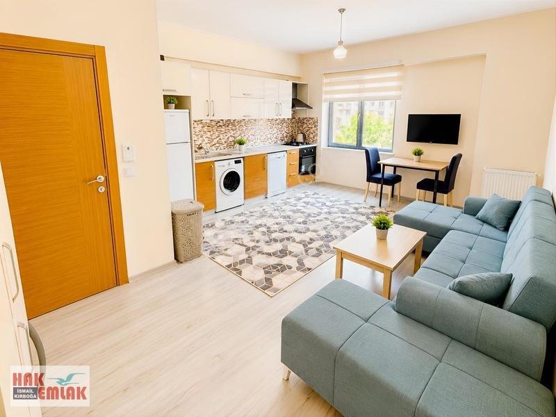 Hak Emlak'tan Üniversite Girişi Cadde Cepheli Eşyalı 2+1 Daire — fotoğraf 10