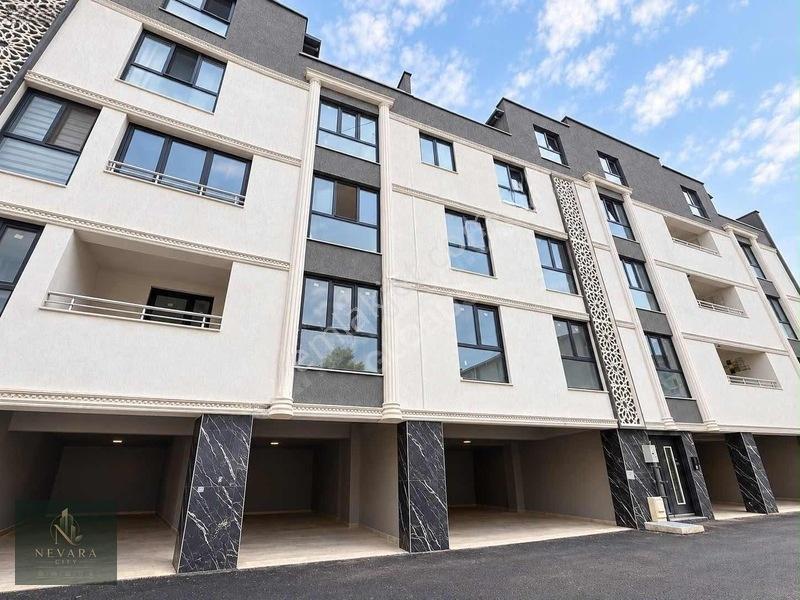 Nilüfer Akçalar'Da Merkezi Konumda 130 M2 Net 3+1 Daire