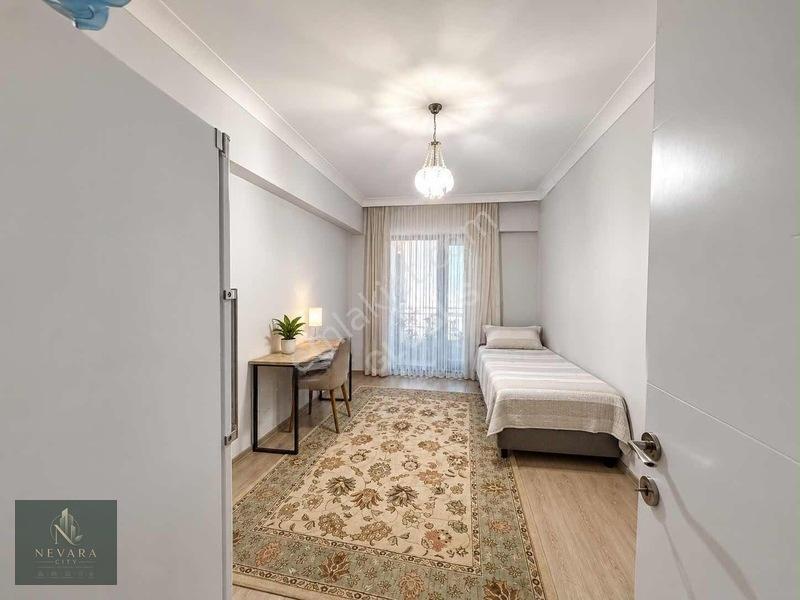 Nilüfer Akçalar'da Merkezi Konumda 130 M2 Net 3+1 Daire — fotoğraf 9