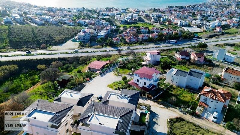 Veri'Den Akarcada,Havuzlu Sitede 3+1 Villa!