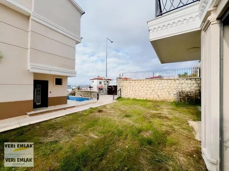 Veri'den Akarcada,havuzlu Sitede 3+1 Villa! — fotoğraf 8
