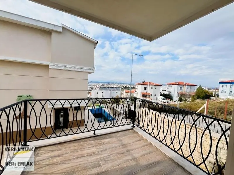 Veri'den Akarcada,havuzlu Sitede 3+1 Villa! — fotoğraf 15