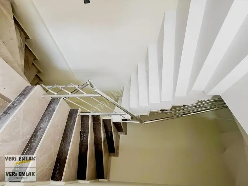 Veri'den Akarcada,havuzlu Sitede 3+1 Villa! — fotoğraf 29