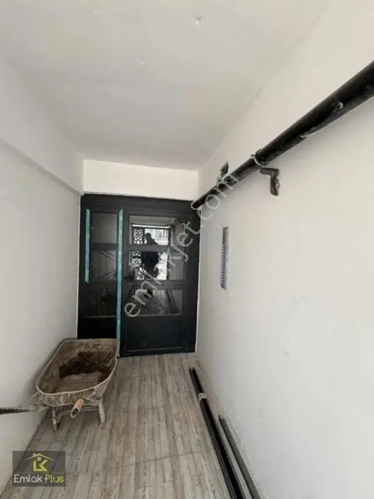 Emlak Plus'tan Satılık Fırsat Daire — fotoğraf 3