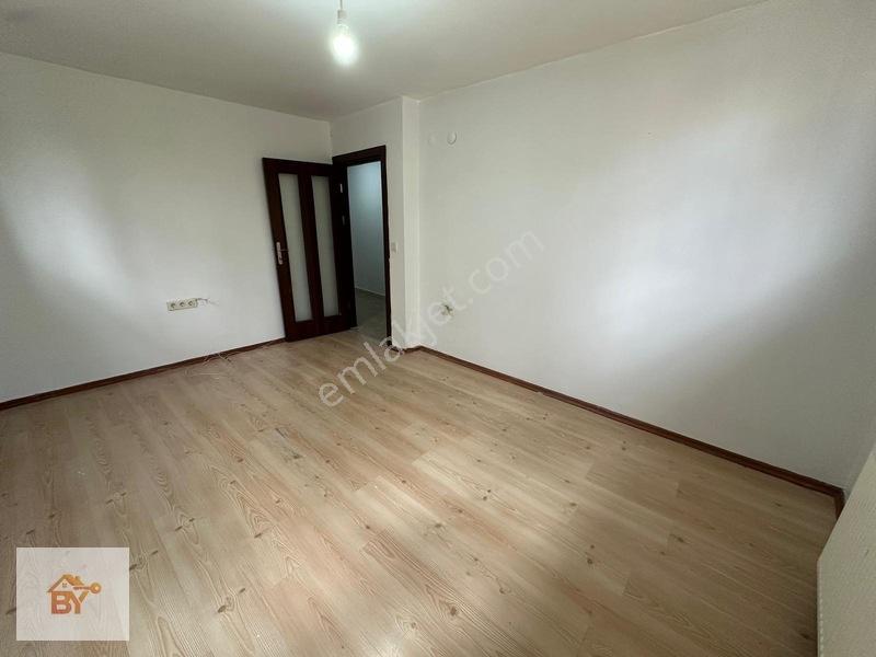 Cumhuriyet Mah 2+1 65 M2 Satılık Bahçe Katı Daire — fotoğraf 4