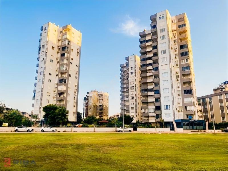 Fener'De Site İçerisinde Satılık 3+1 Daire
