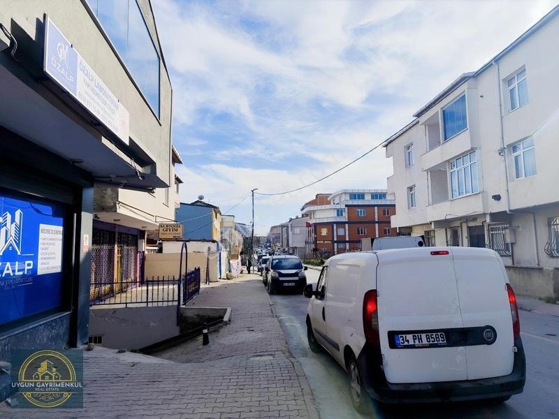 Mükemmel Lokasyonda 3 Katlı Müstakil Bahçeli Satılık Bina — fotoğraf 3