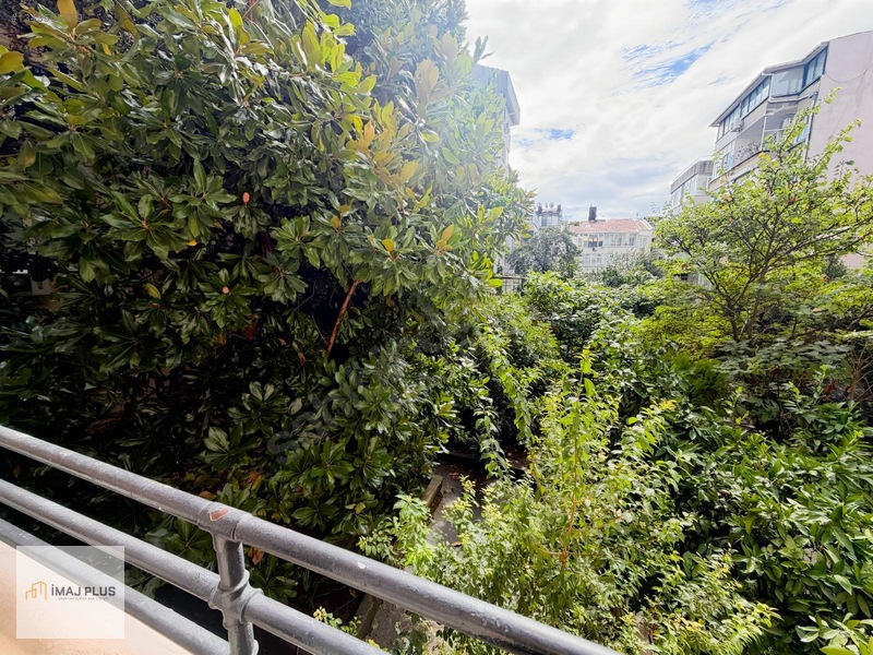 İmajplus'dan Nostaljik Yüksek Tavanlı Koru Havasında 2 Balkonlu
