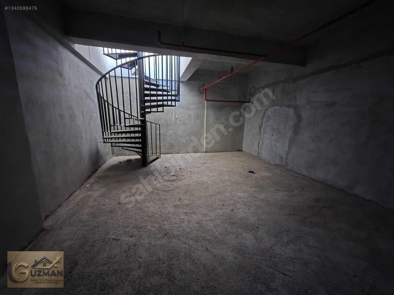 Kışla Cad. Kiralık 25 M² Dükkan + 40 M² Bodrum — fotoğraf 5