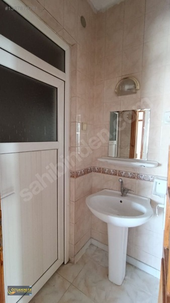 Mimarsinanda Köşe Başı 1. Kat Kiralık Daire — fotoğraf 9