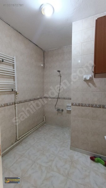 Mimarsinanda Köşe Başı 1. Kat Kiralık Daire — fotoğraf 10