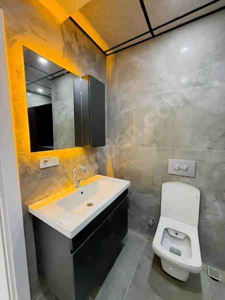 Polat İnşaat'tan Satılık Ultra Lüx Ebeveyn Banyolu 2+1 — fotoğraf 30