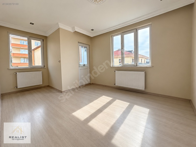 Bağlarbaşı Mh İstasyon Caddesine Yürüme 5 Dk 1+1 Üst Kat Kiralık