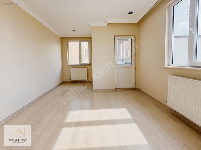 Bağlarbaşı Mh İstasyon Caddesine Yürüme 5 Dk 1+1 Üst Kat Kiralık — fotoğraf 2