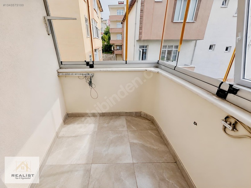 Bağlarbaşı Mh İstasyon Caddesine Yürüme 5 Dk 1+1 Üst Kat Kiralık — fotoğraf 4